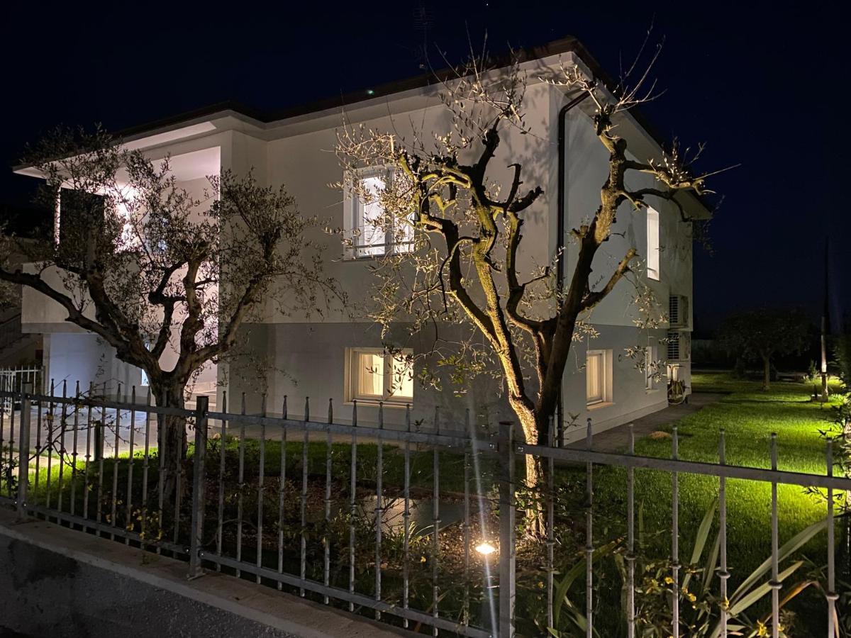 Mincio Relais Bed and Breakfast Castelnuovo del Garda Exteriör bild
